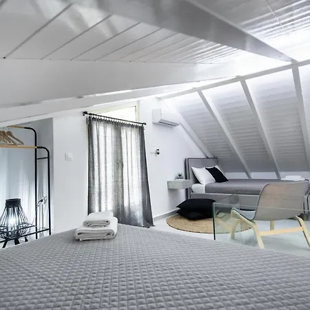 Apartment Mangata Chic Apartments *